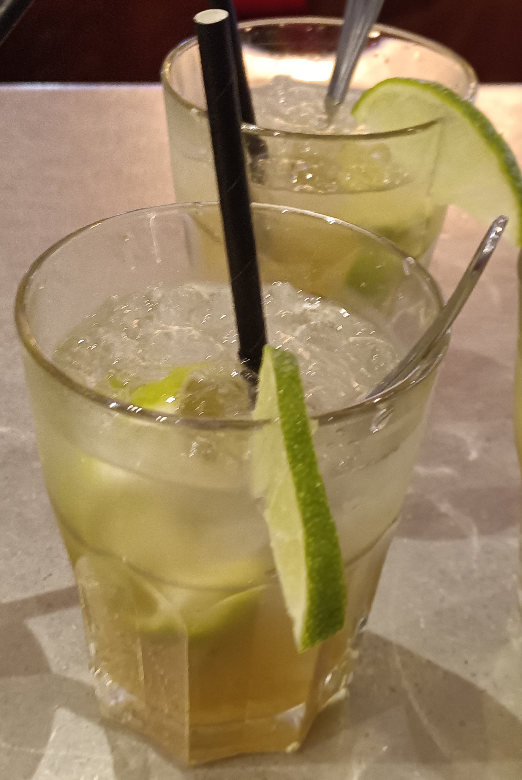 Cocktails Happy Hour